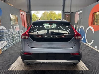 2016 Volvo V40