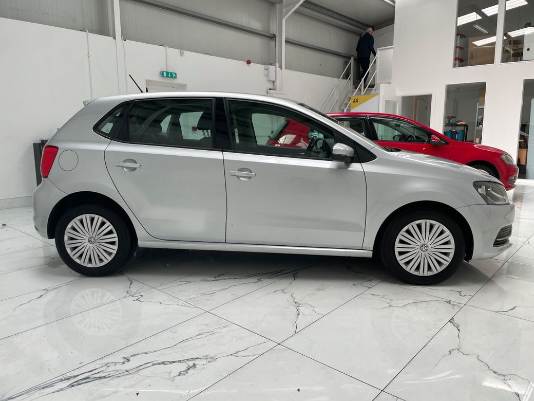 2015 Volkswagen Polo