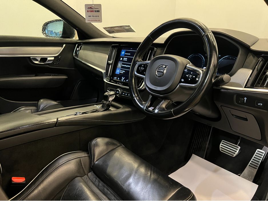 2020 Volvo S90