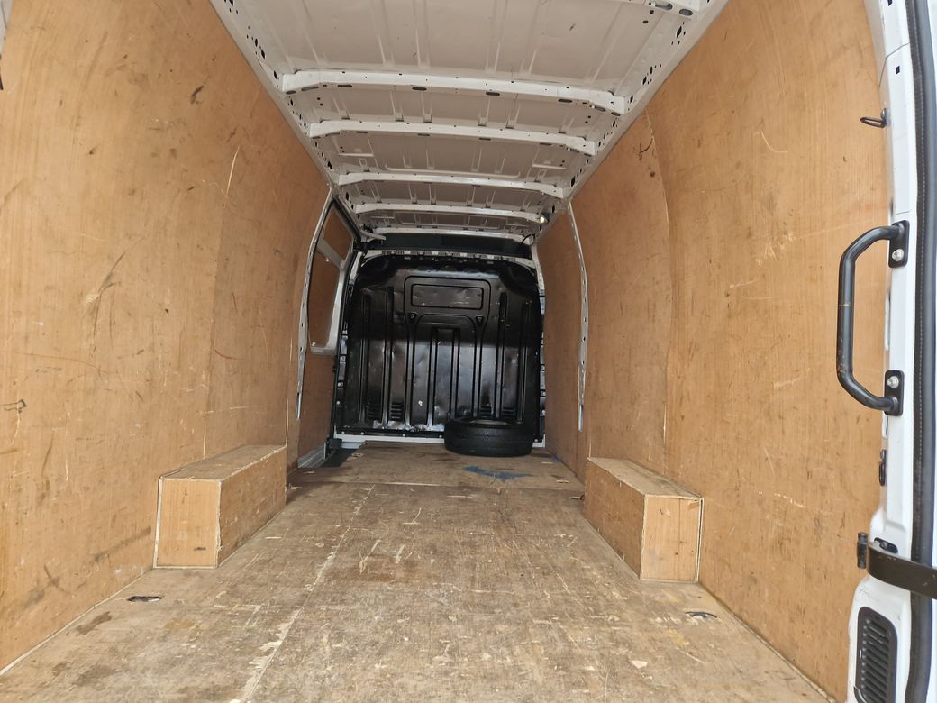 2020 Renault Master