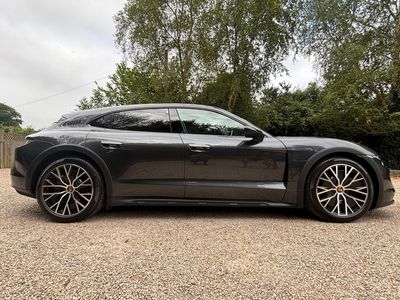 2022 Porsche Taycan