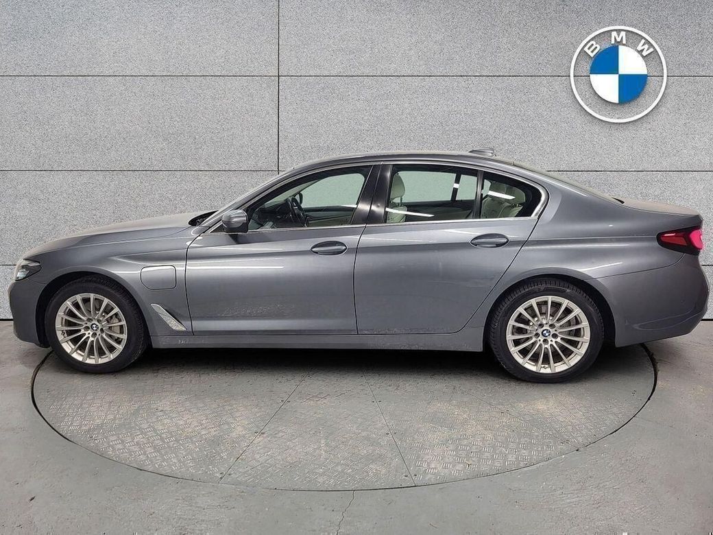 2021 BMW 5 Series