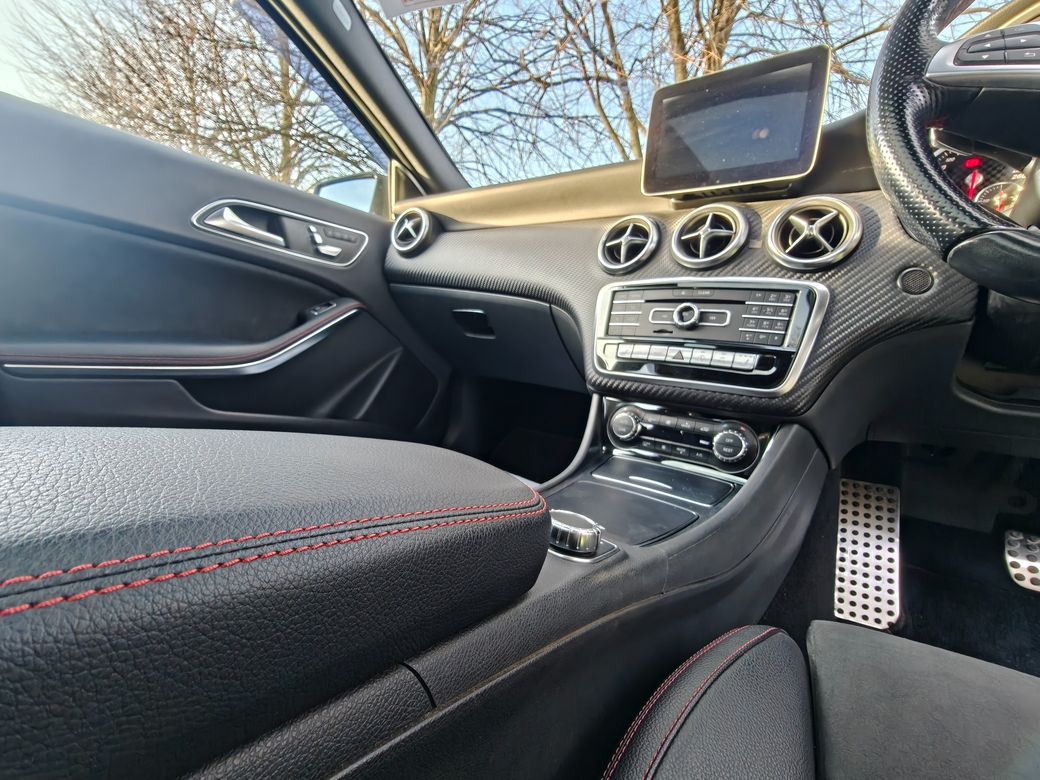 2018 Mercedes-Benz A 180