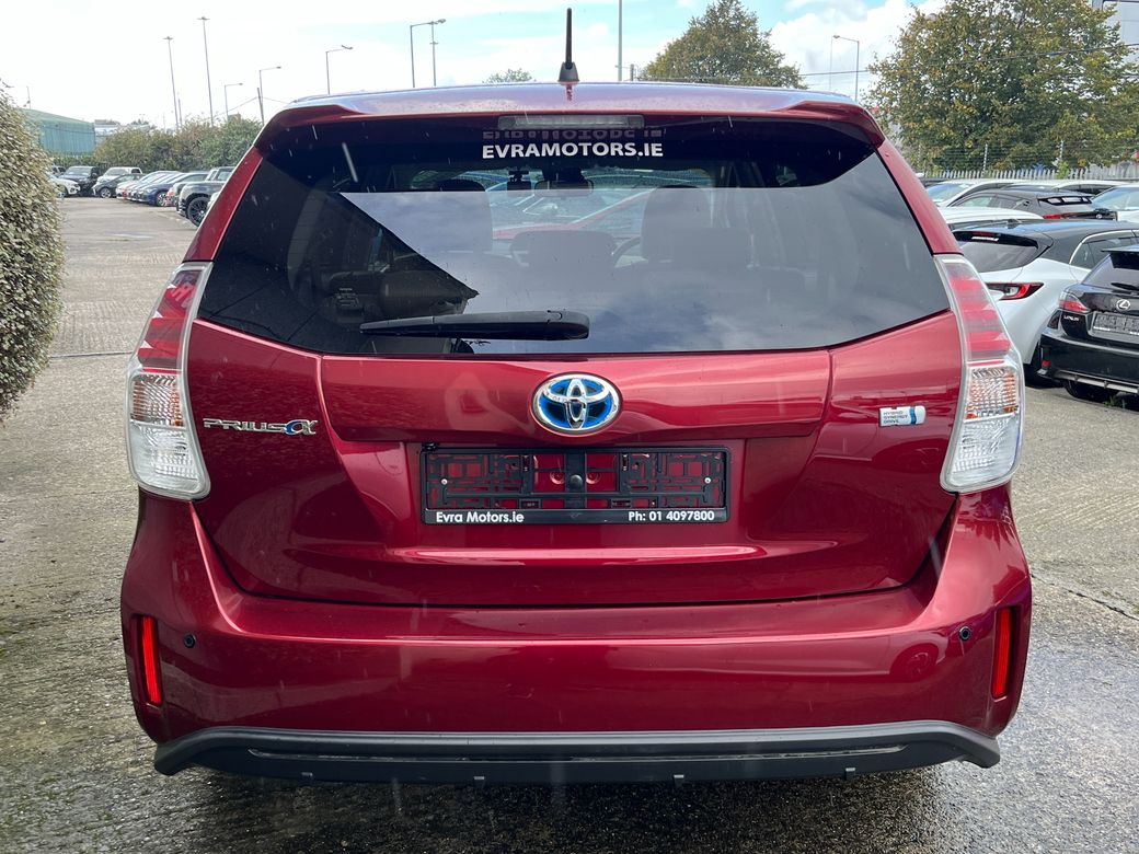 2019 Toyota Prius Alpha