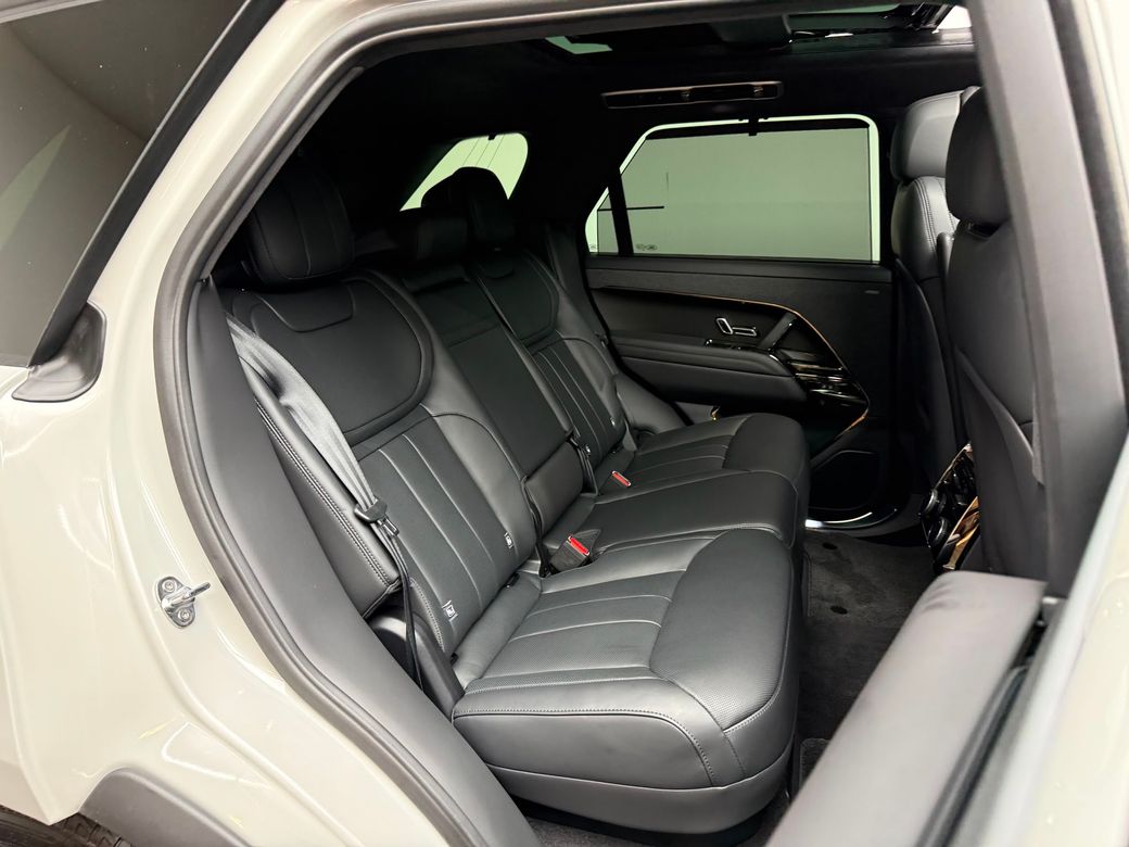 2026 Land Rover Range Rover Sport