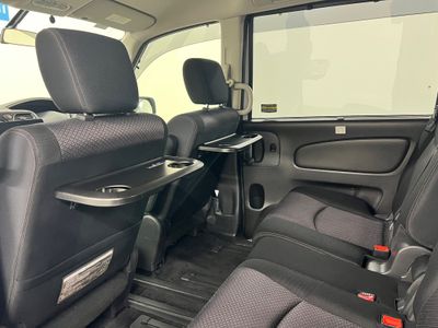 2013 Nissan Serena