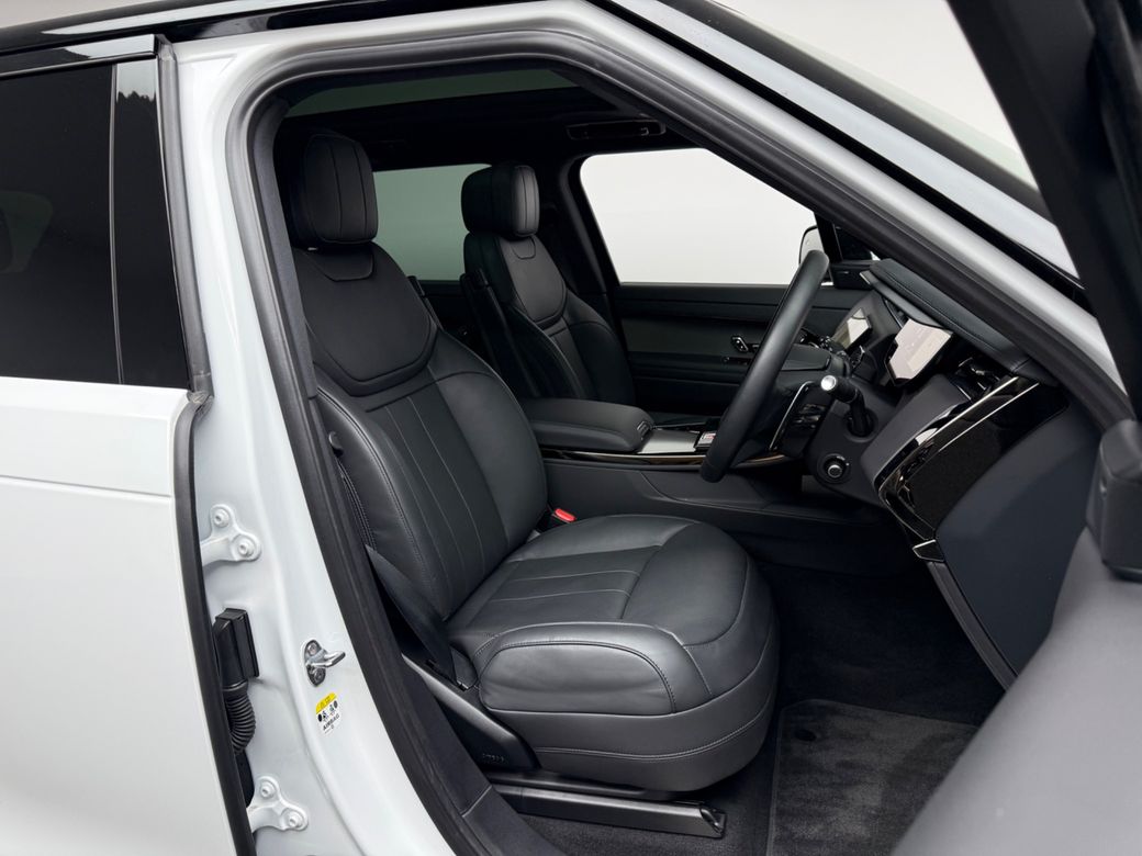 2026 Land Rover Range Rover Sport