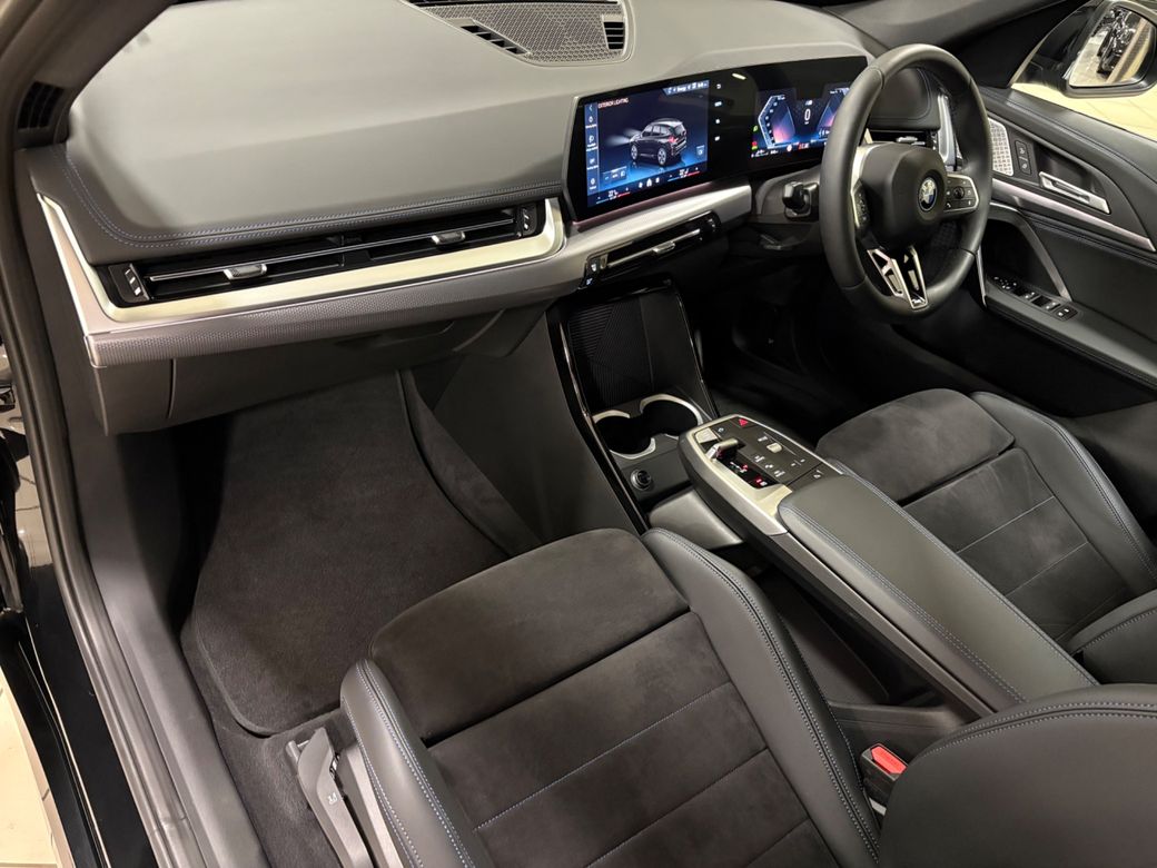 2025 BMW X1