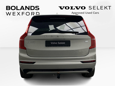 2022 Volvo XC90