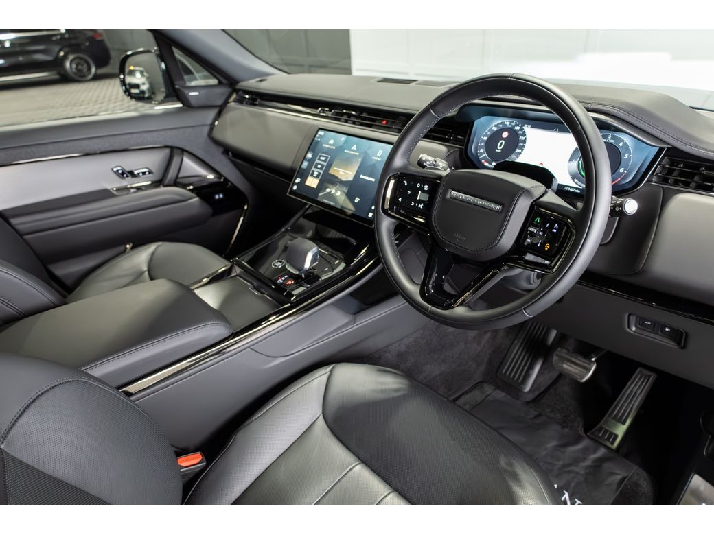 2026 Land Rover Range Rover Sport