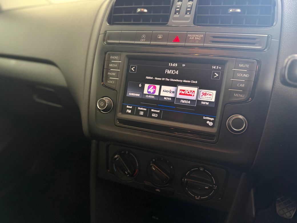 2017 Volkswagen Polo