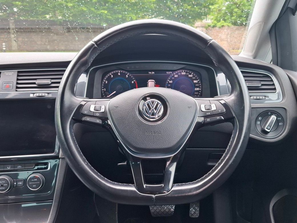 2019 Volkswagen Golf