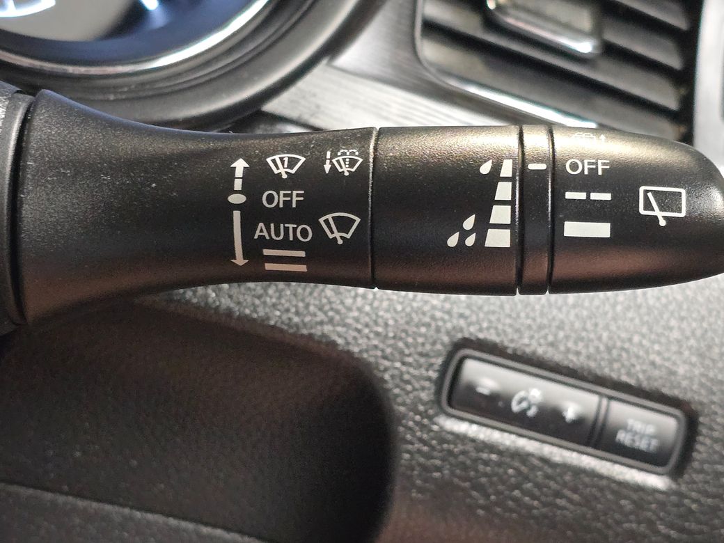 2016 Nissan Pulsar