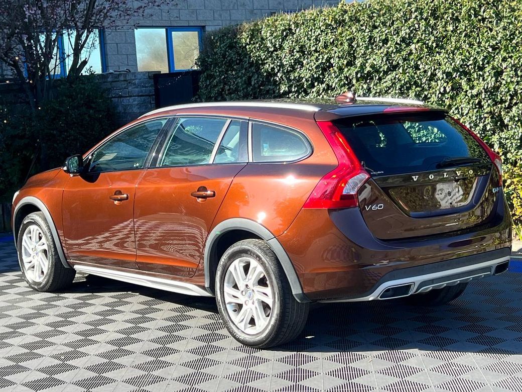2016 Volvo V60