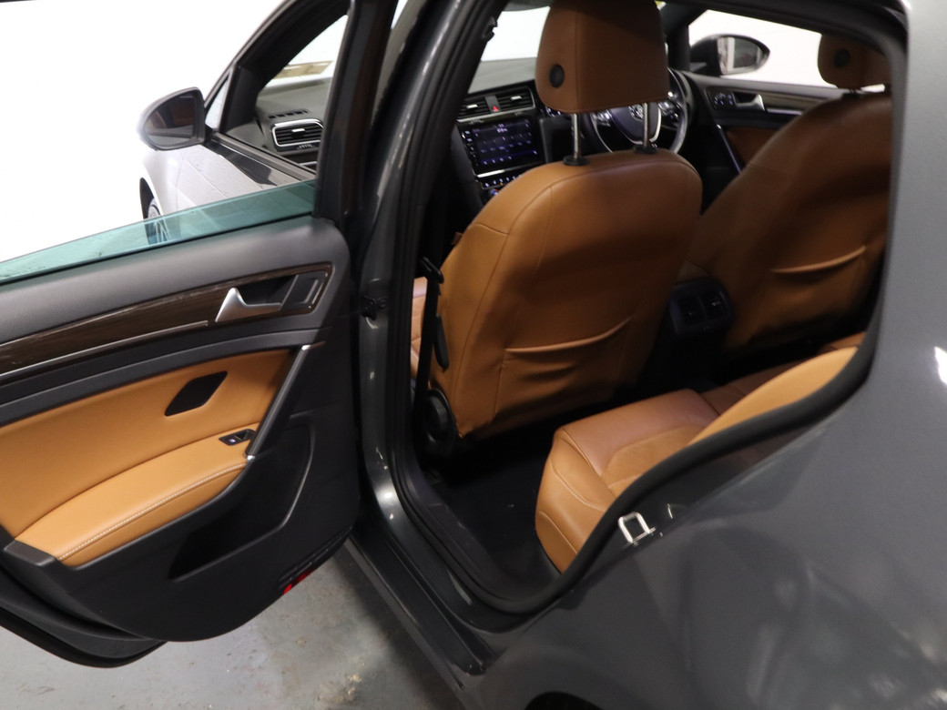 2018 Volkswagen Golf