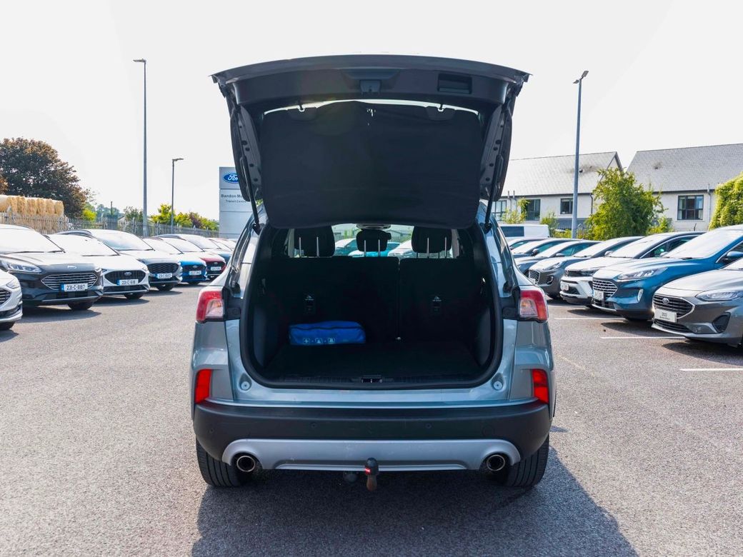 2022 Ford Kuga