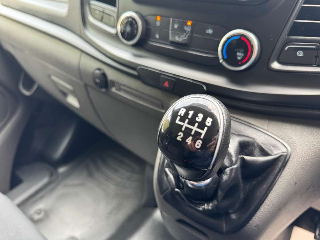 2022 Ford Transit Custom