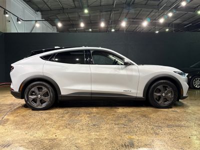 2022 Ford Mustang Mach-e