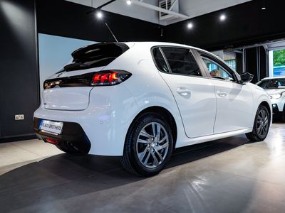 2023 Peugeot 208