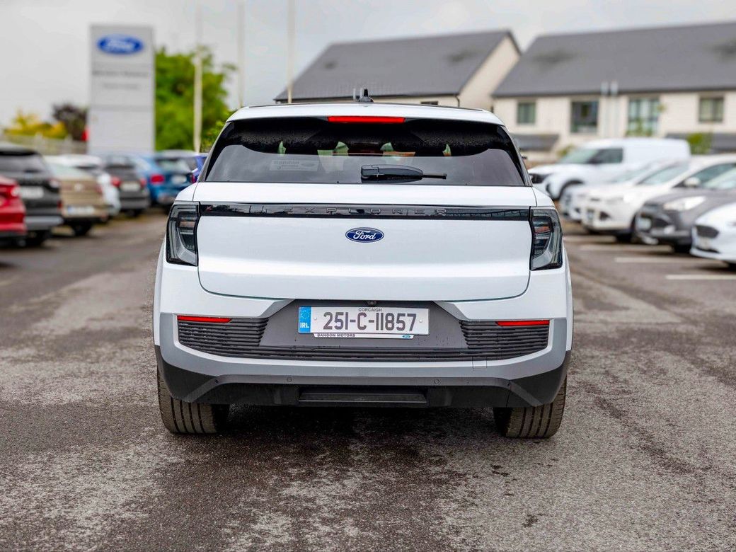 2025 Ford Explorer