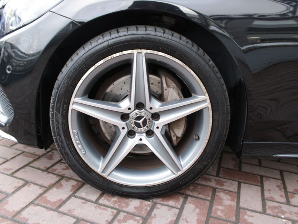 2018 Mercedes-Benz C 220