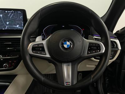 2022 BMW 5 Series