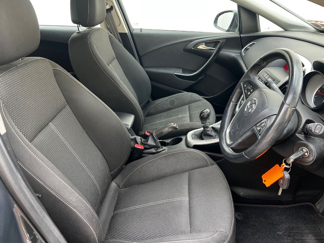 2015 Vauxhall Astra