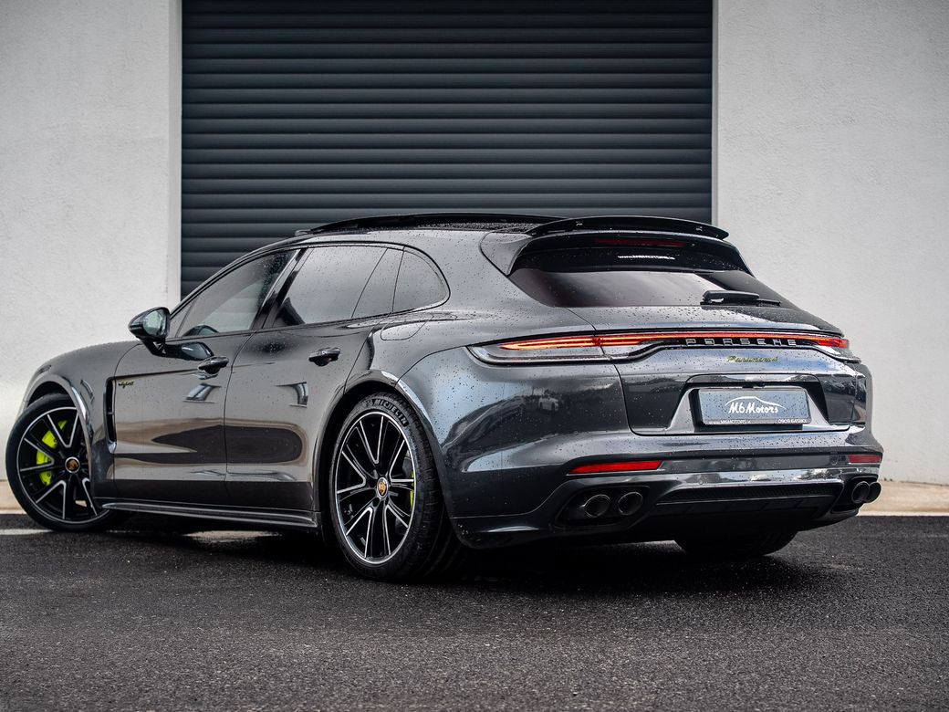 2023 Porsche Panamera