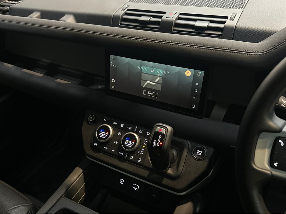 2023 Land Rover Defender