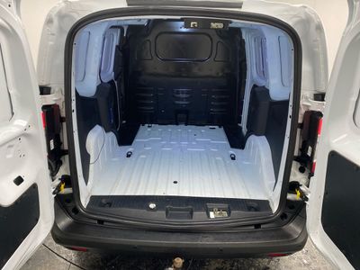 2024 Ford Transit Courier