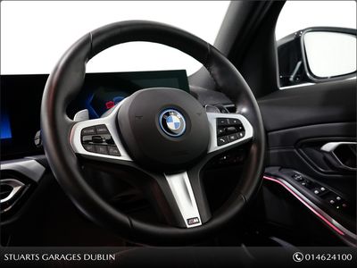 2024 BMW 330
