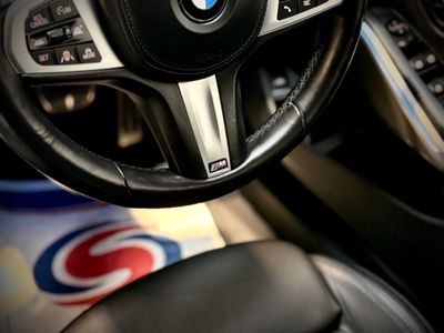 2023 BMW 320