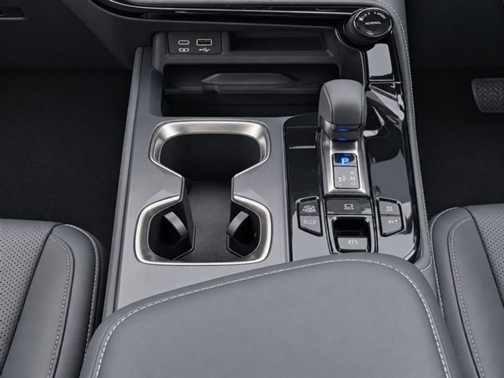2023 Lexus NX 450H+