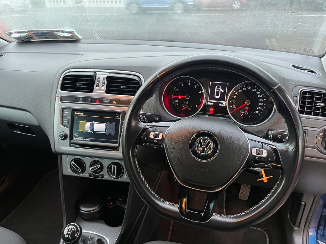 2016 Volkswagen Polo