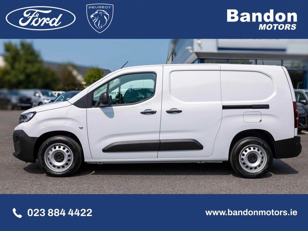 2025 Peugeot Partner