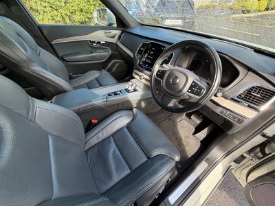 2022 Volvo XC90