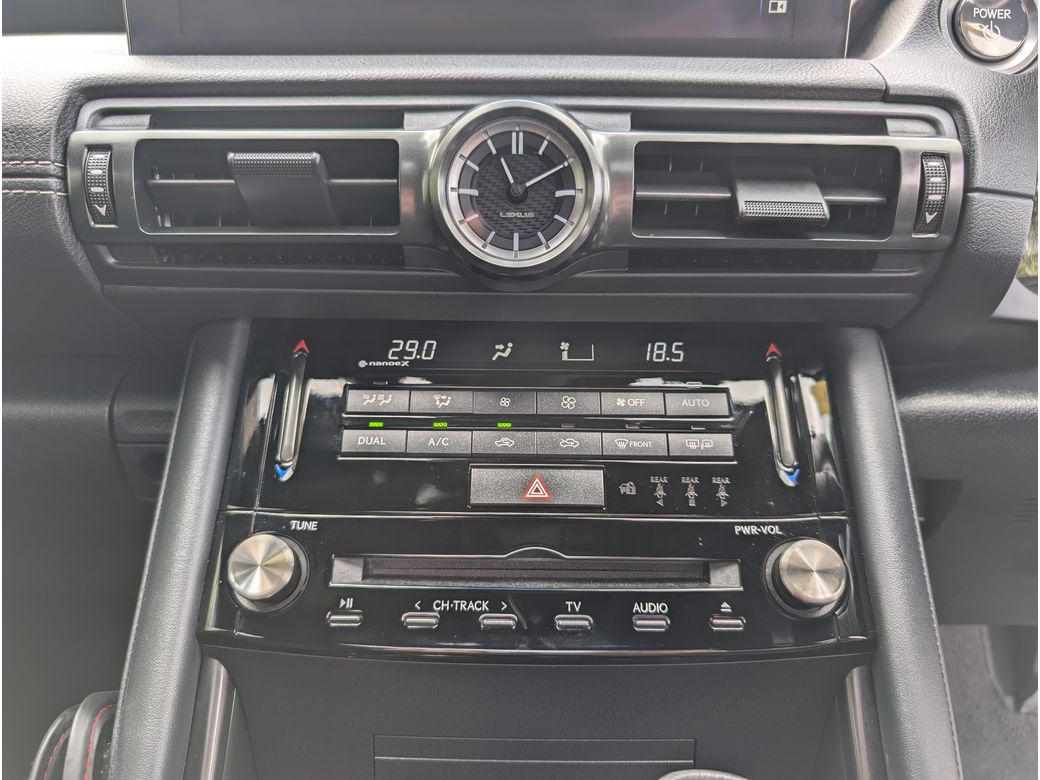 2023 Lexus IS 300h