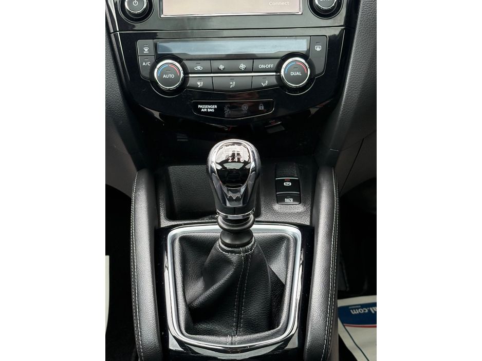 2017 Nissan Qashqai