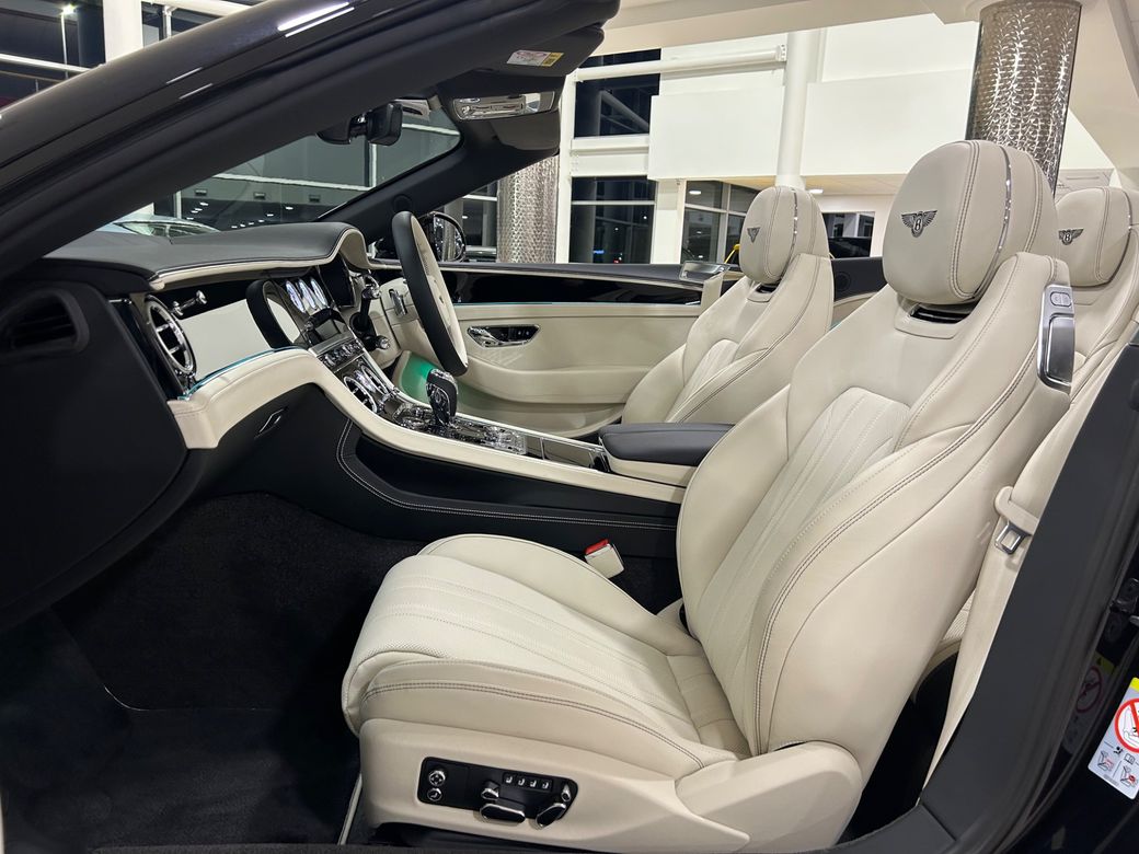2025 Bentley Continental