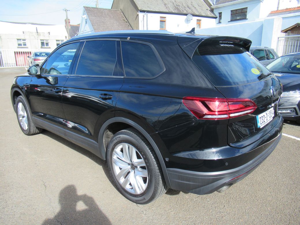 2023 Volkswagen Touareg