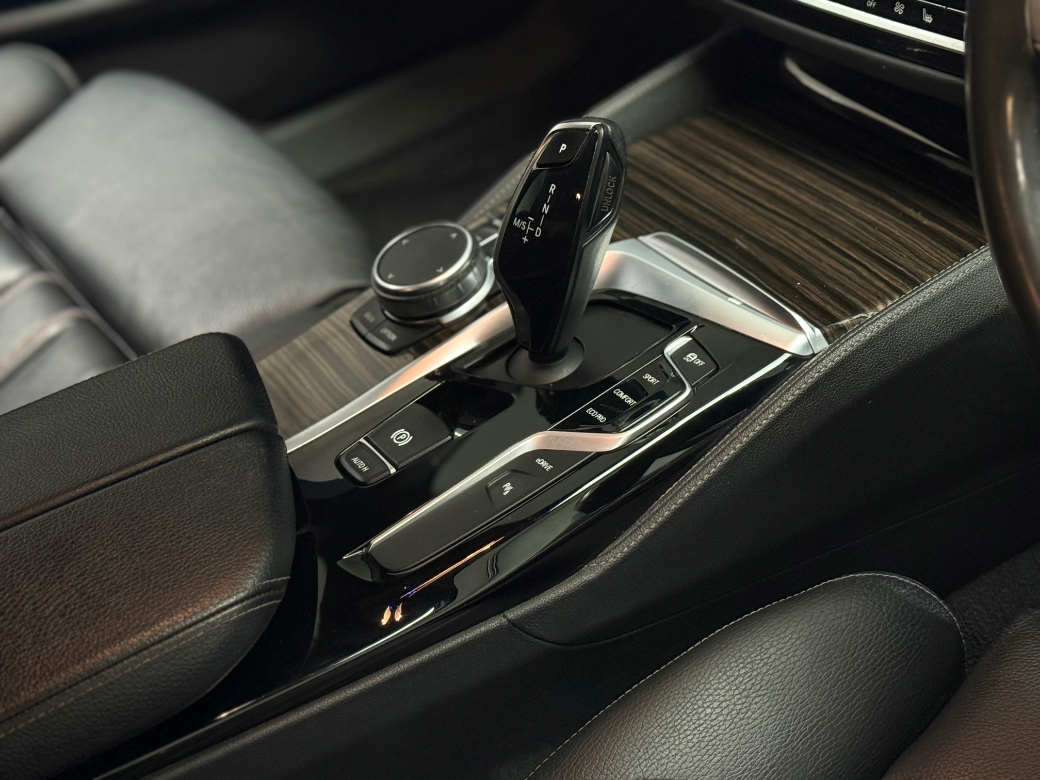 2018 BMW 5 Series