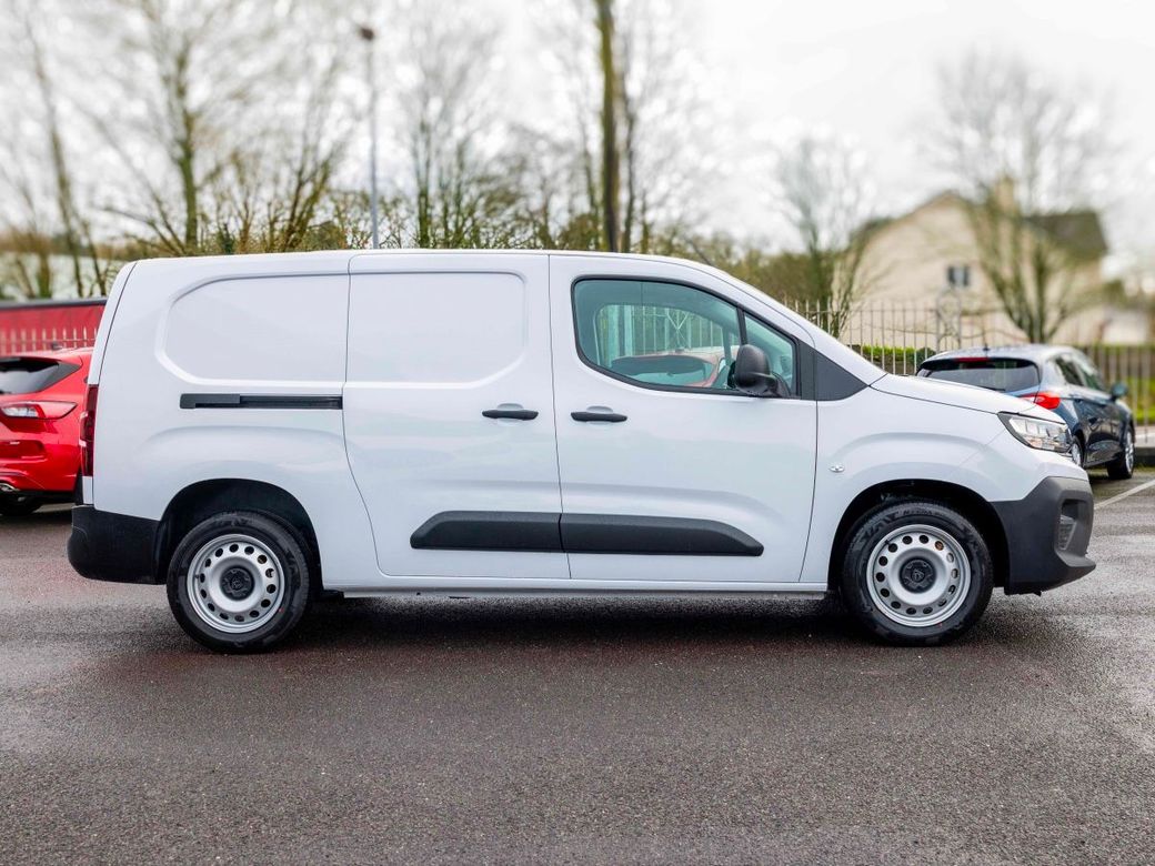 2026 Peugeot Partner