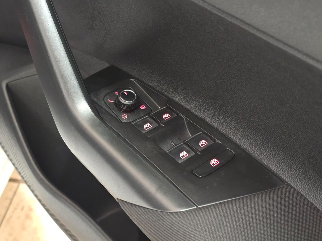 2018 Volkswagen Polo