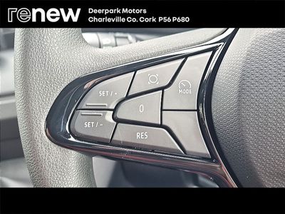 2025 Renault Master