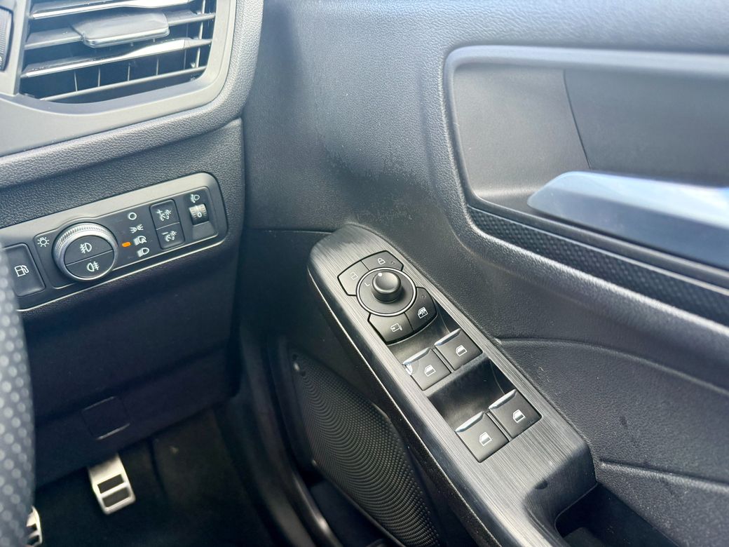 2023 Ford Kuga