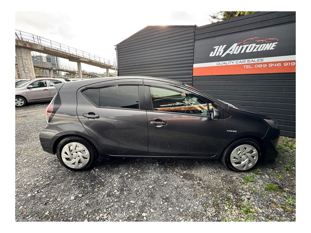 2015 Toyota Aqua
