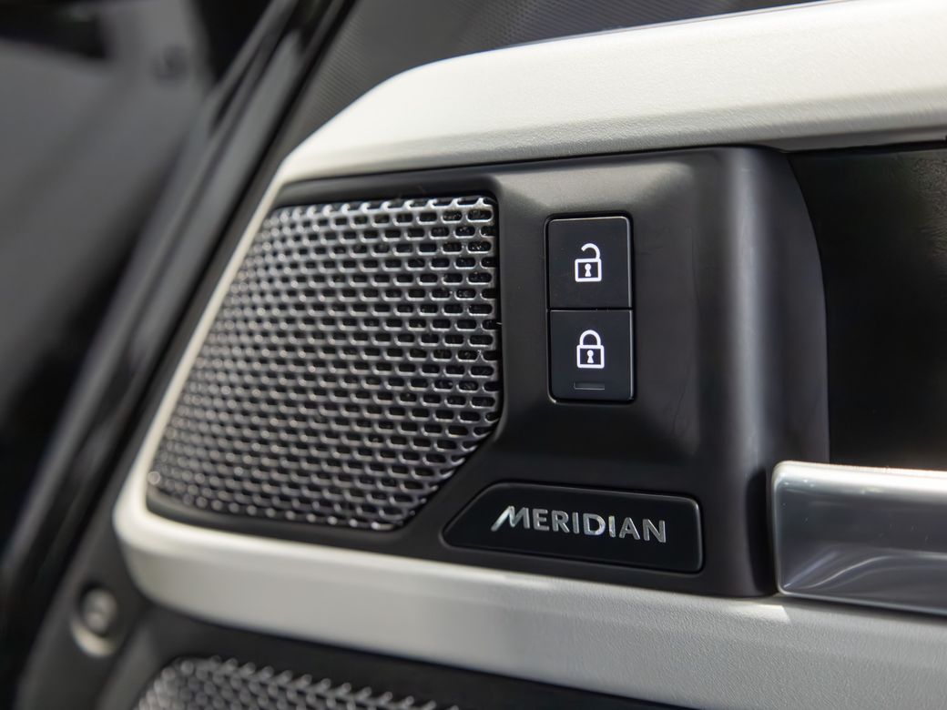 2024 Land Rover Defender