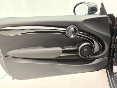 2023 Mini Hatch
