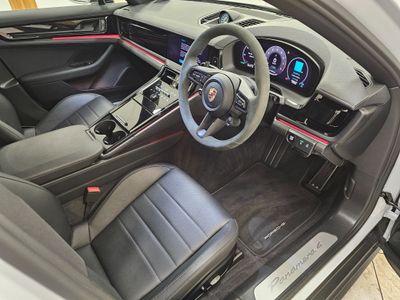 2025 Porsche Panamera