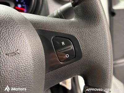 2021 Nissan NV300